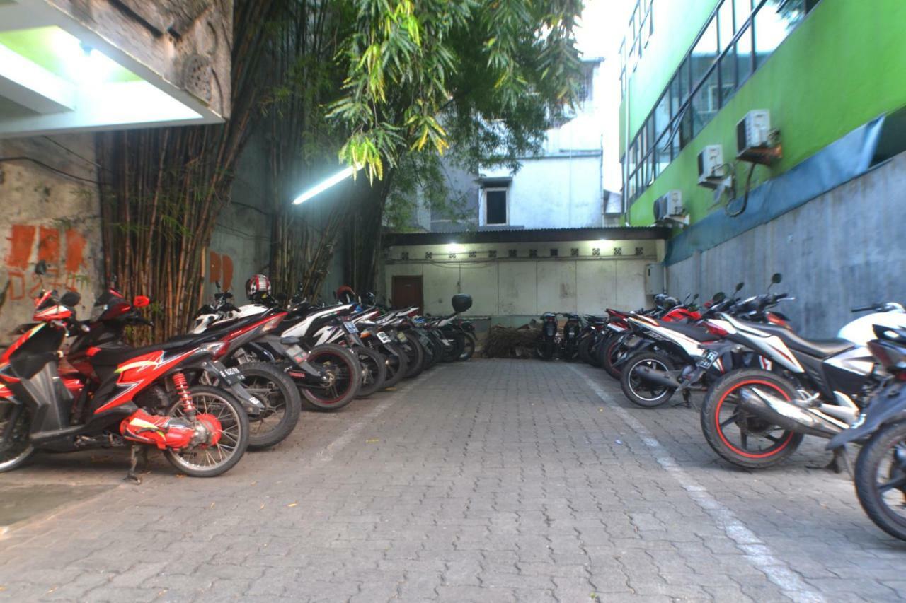 Hotel Istana Bungur Jakarta Exterior photo